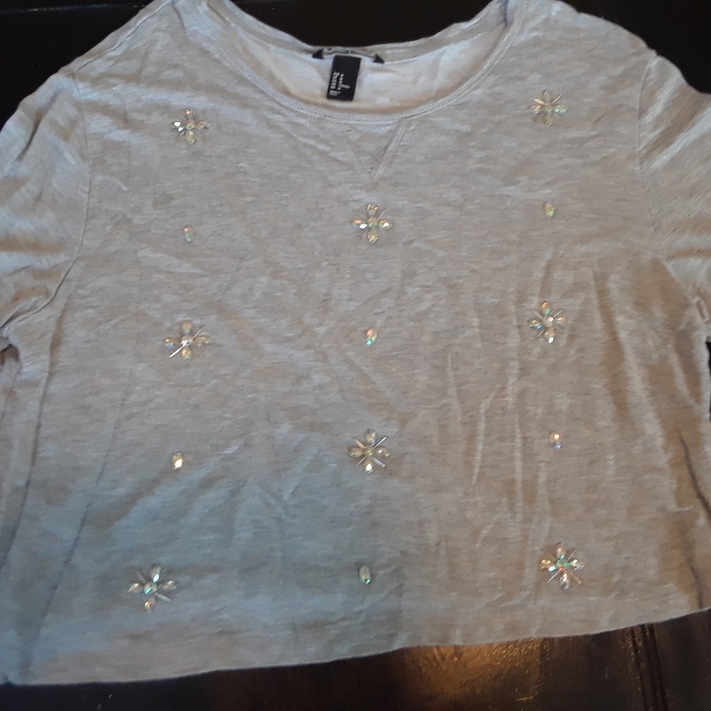 H&M Grey Top With Rainbow‎ Beads